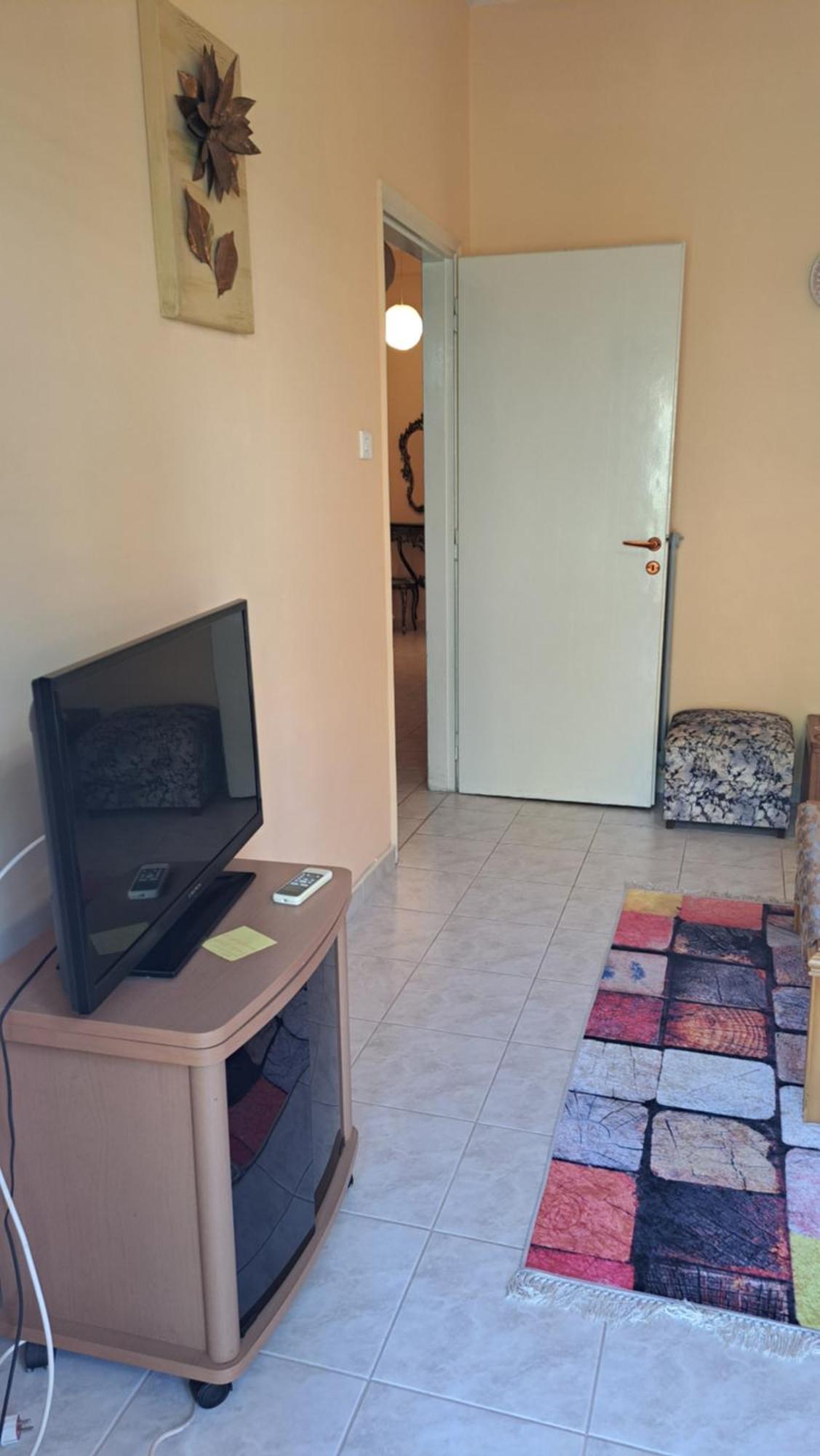 Apartment Getaway In Sparti מראה חיצוני תמונה